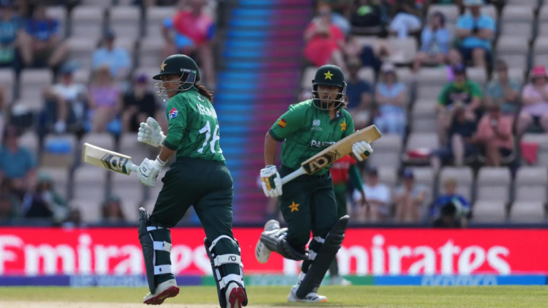 Pakistan Women 88/1 in 13.0 Overs
